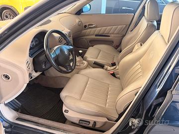 Alfa Romeo 166 PARI AL NUOVO