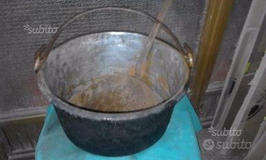 Vecchio paiolo in rame primi 900 con mestolo