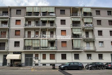 BILOCALE LIBERO SUBITO VICINO ALLA METRO