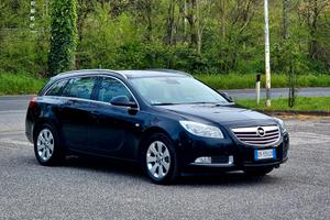 Opel Insignia 1.6 Turbo 180CV Sports Tourer Cosmo 