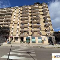 VIALE LAZIO: ATTICO E SUPERATTICO CON TERRAZZO