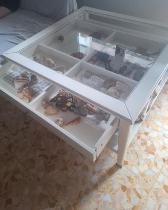 tavolino vetrinetta ikea