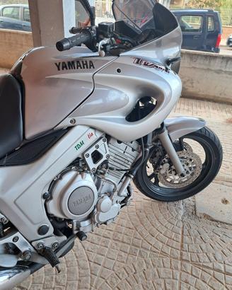 Yamaha tdm 850.