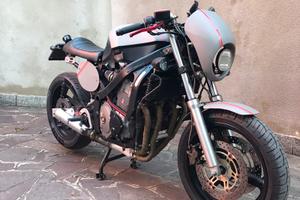 Cafe racer GSX600