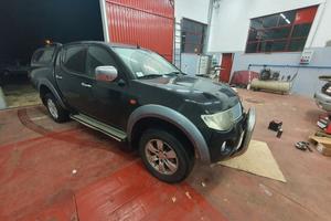 Mitsubishi L200 2.5 DID 178CV Cab. Doppia Intense
