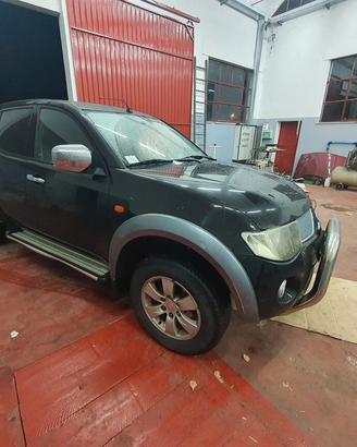Mitsubishi L200 2.5 DID 178CV Cab. Doppia Intense