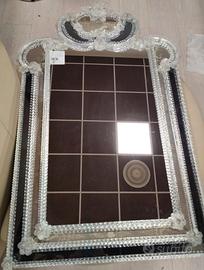 Codice: 8696  SPECCHIERA RETTANGOLARE CON CORNICE