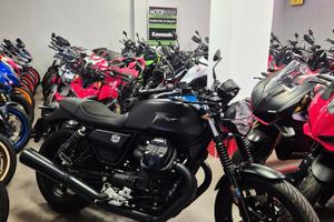 Moto Guzzi V7 IV STONE 850 SOLO 149 KM UNIPRO