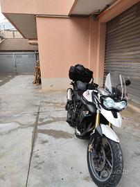 Triumph Tiger 800