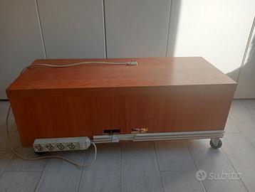 Mobile Porta Tv in Legno con Ciabatta Integrata