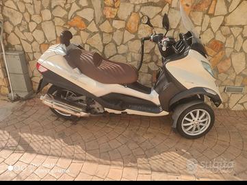 Piaggio MP3 500 touring