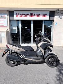 Yamaha Tricity 300 2024 19500km e GARANZIA UFFICIA