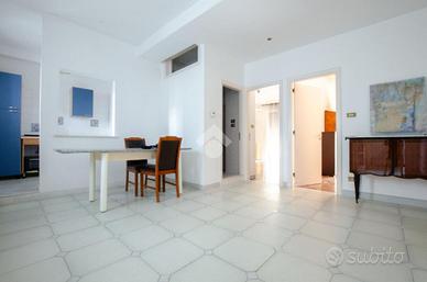 3 LOCALI A GIOIA DEL COLLE