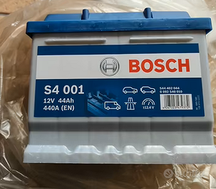 Batteria Auto Bosch 44AH - 12V - NUOVA