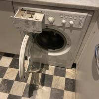 Lavatrice indesit IWC 81082