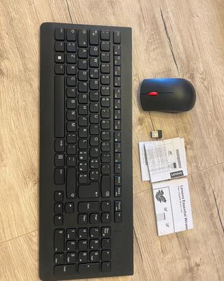 Tastiera e mouse Lenovo Essential Wireless