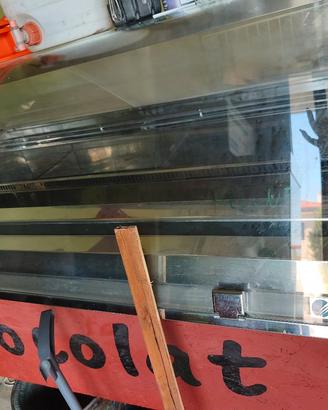 bancone gelateria 