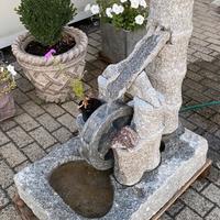 Fontana mulino ad acqua in vera pietra