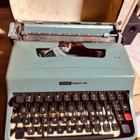 Olivetti lettera 32