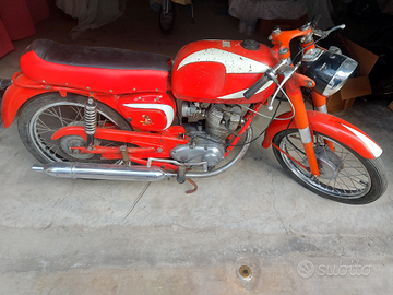 Moto Morini Corsaro 125 anno 64