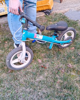 Bicicletta senza pedali 