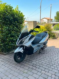 Kymco Downtown 300i (2011)