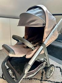 Inglesina Aptica con base auto