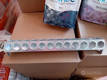 MANGIATOIA PULCINI METALLO 24 FORI 