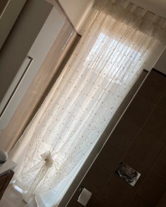 Tenda da bagno con bastone