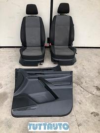 Sedili VW Caddy 2018 stoffa nera misto grigio