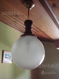 Lampadario a sfera