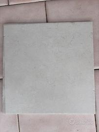 Pavimento piastrelle ceramica gres circa 22 mq