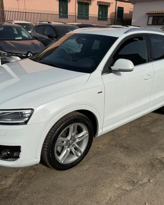 Audi Q3 2.0 tdi 177cv S-Line S-Tronic Quattro