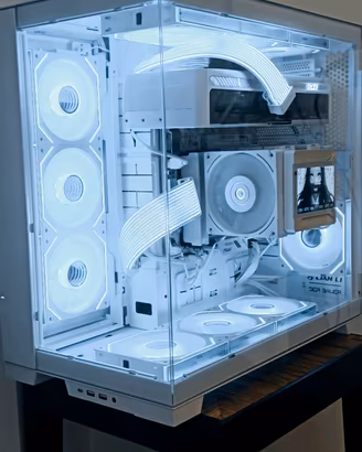 PC Top di Gamma - RTX 5070Ti 16GB - Ryzen 7 9800
