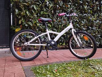 B-Twin Mistigirl 300: Ruote da 20" per 6-9 anni