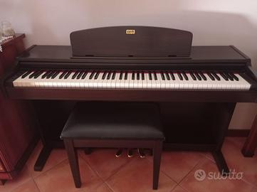 Pianoforte GEM RP700