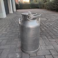 Vecchio bidone da latte 60 litri 