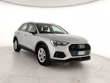 Audi Q3 35 TDI quattro Business