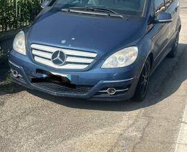 Mercedes classe B 180 sport CDI 110 cv anno 2009