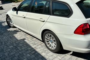 Bmw con problemi al motore