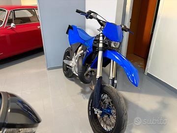 Yamaha YZ 125