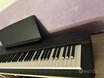 Pianoforte digitale yamaha P-225B