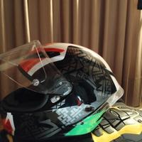 casco XL con fodera interna lavabile e appena lava