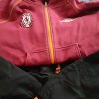 Pantaloni as Roma e felpa Umbro bambino