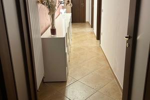 Trilocale ristrutturato. Prezzo inclusa facciata