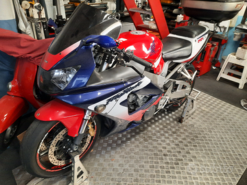 Honda cbr 929