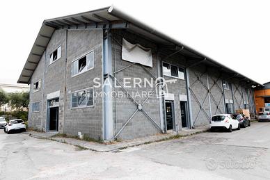 SALERNO – Capannone ristrutturato