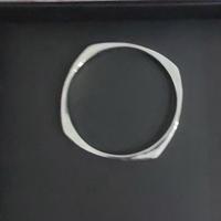 bracciale rigido in acciaio 