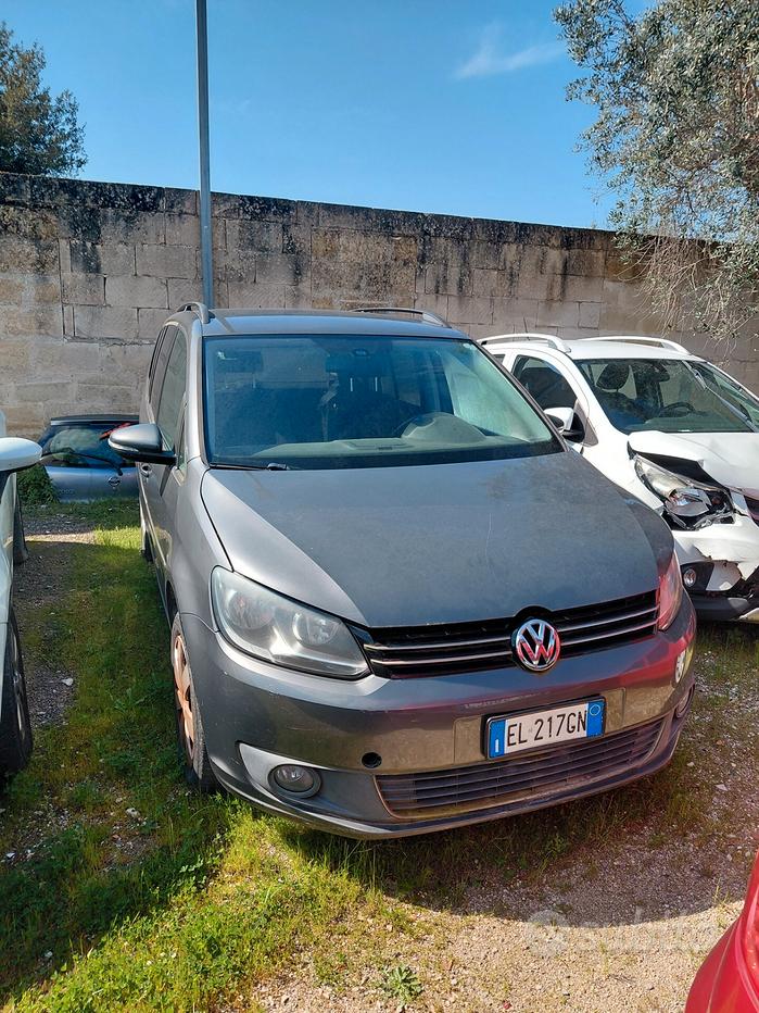 VOLKSWAGEN Touran 2ª serie