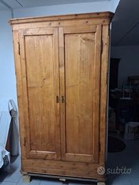 Armadio in abete